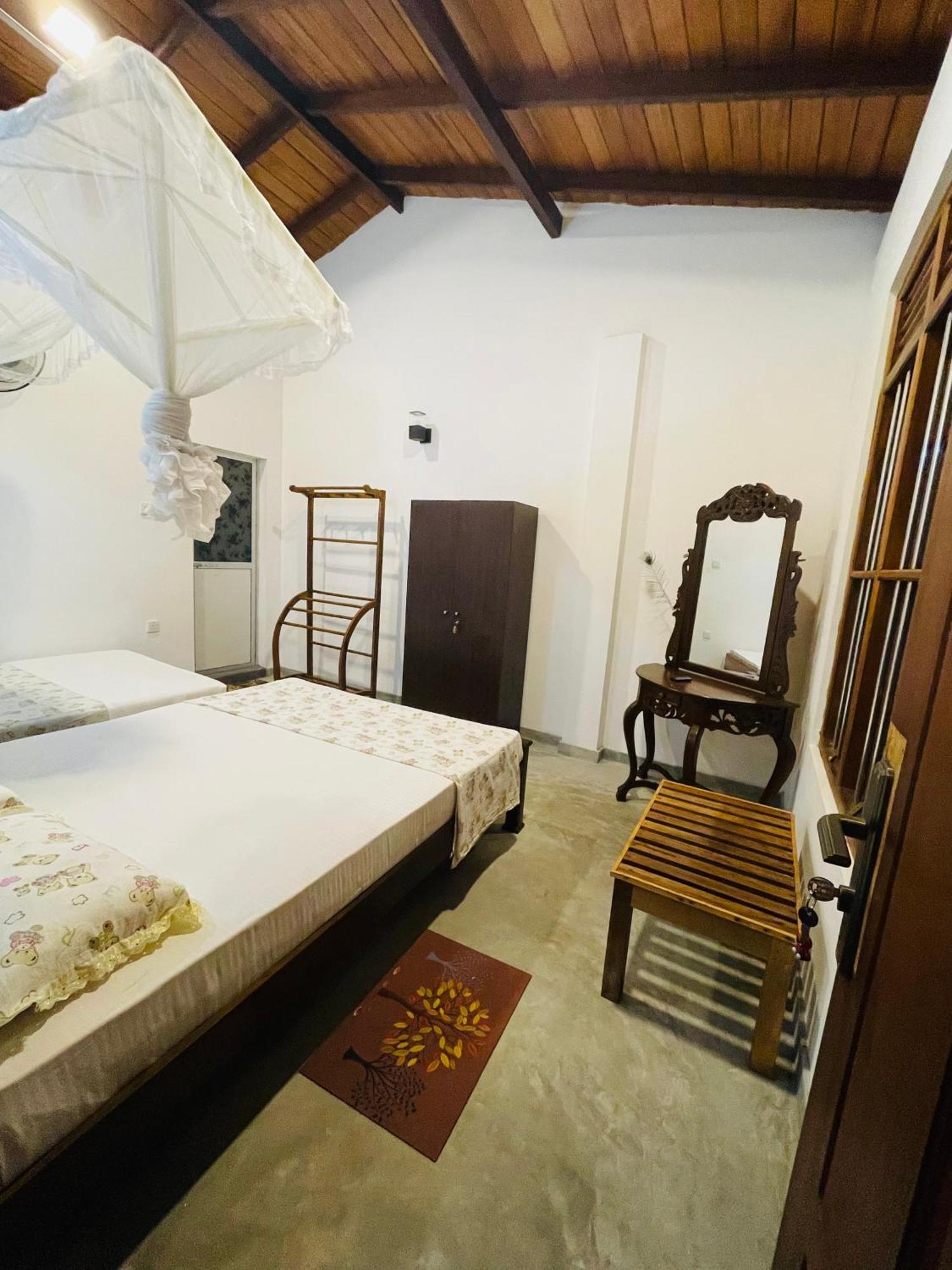 Royal Resort Weligama Exterior photo
